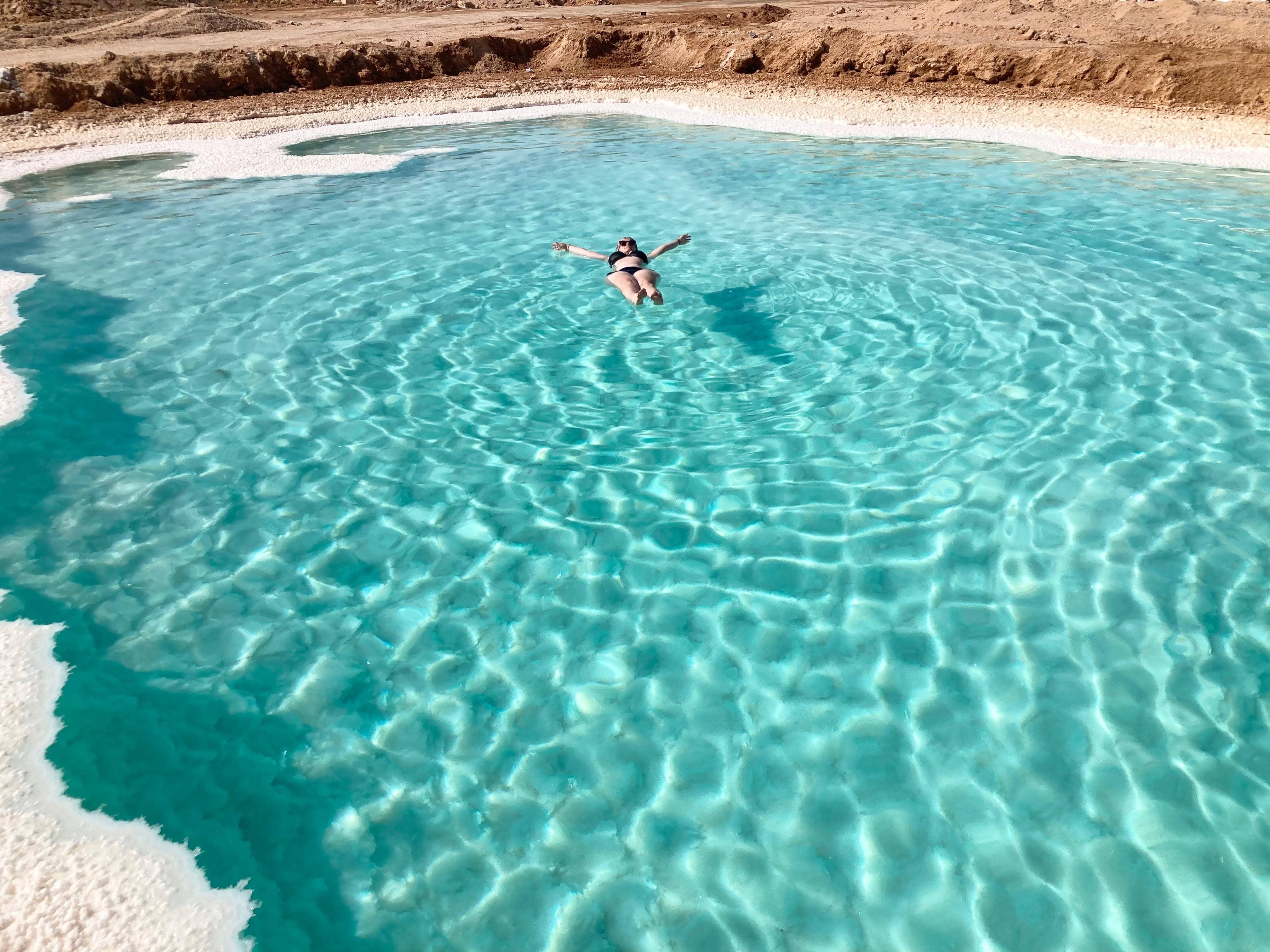 Aguas turquesa del Oasis de Siwa